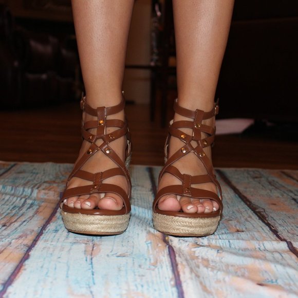 Dark Tan, Strappy, Refresh brand Wedges - Picture 4 of 4